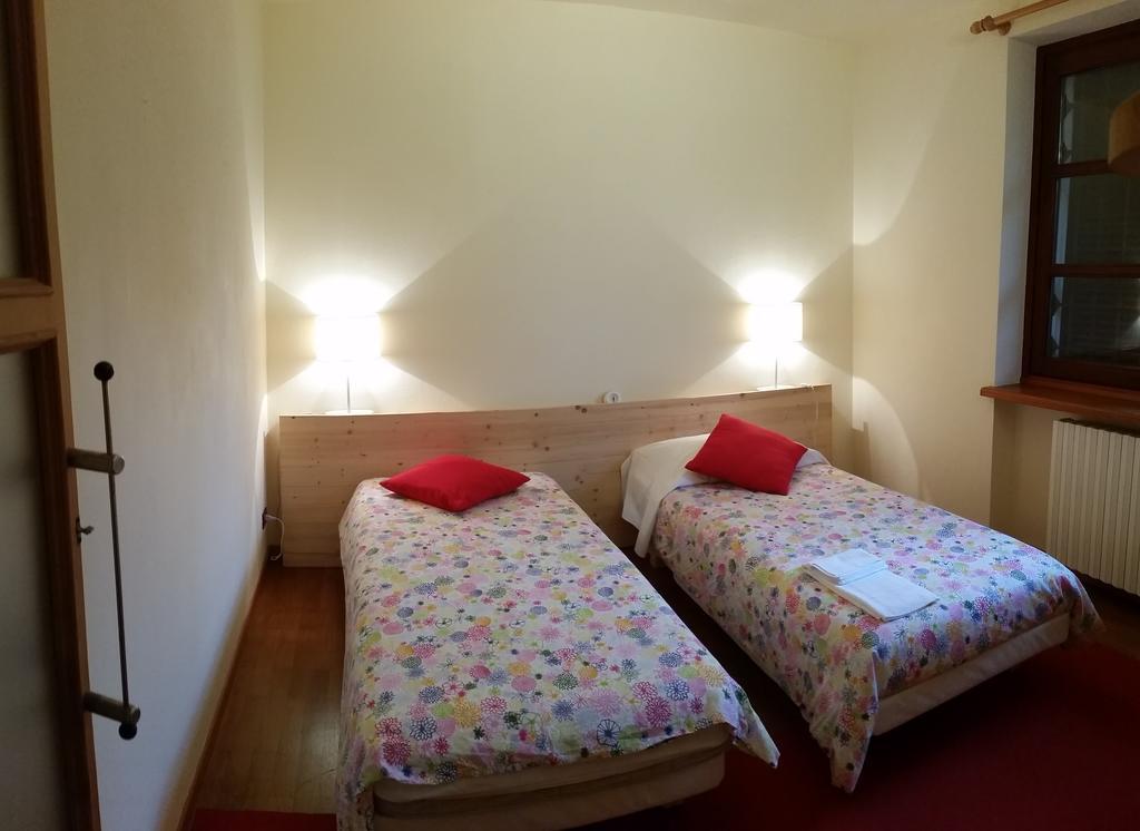アルバLa Casa In Collinaアパートメント エクステリア 写真